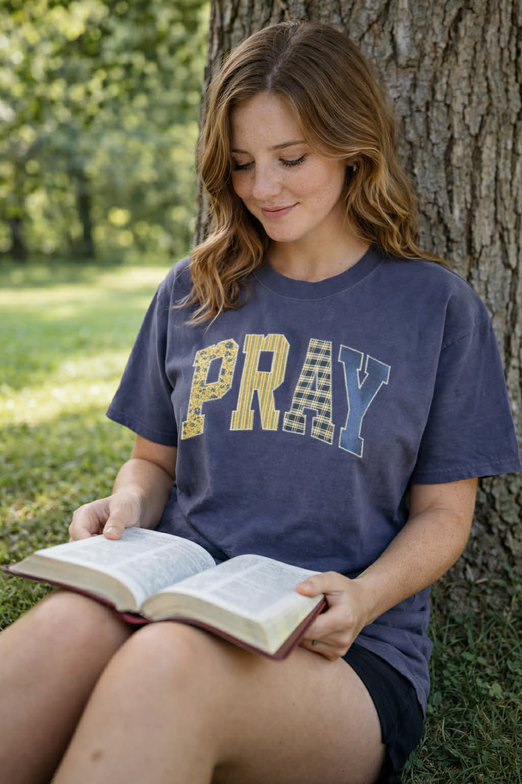 PRAY - Applique