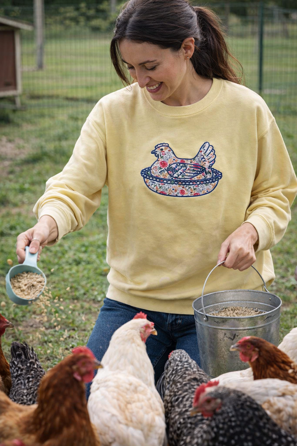 Chicken-In-A-Dish Embroidery Butter Yellow